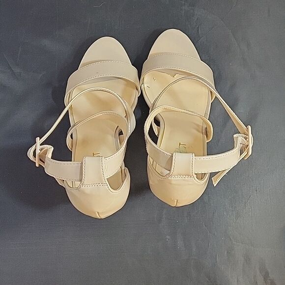 NINE WEST OPEN TOE THREE ADJUSTABLE BUCKLE ANKLE STRAP WOMEN"S SANDAL - Picture 11 of 13